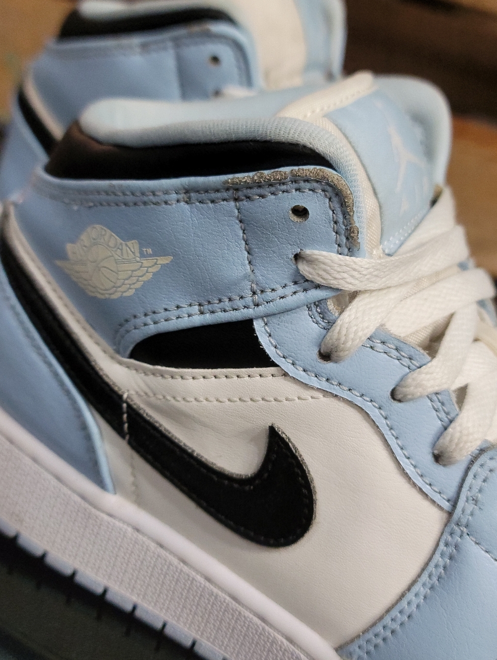 Nike Air Jordan 1 Mid "Ice Blue" Wmns 6.5 Ships Today - Picture 14 of 15